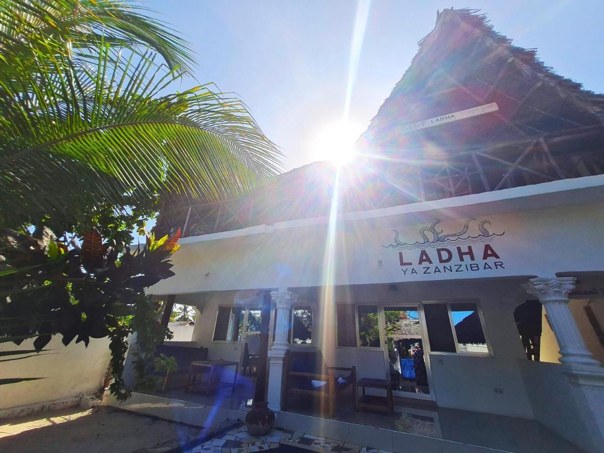 Beachfront Villa Ladha Ya Zanzibar Jambiani  Exterior foto