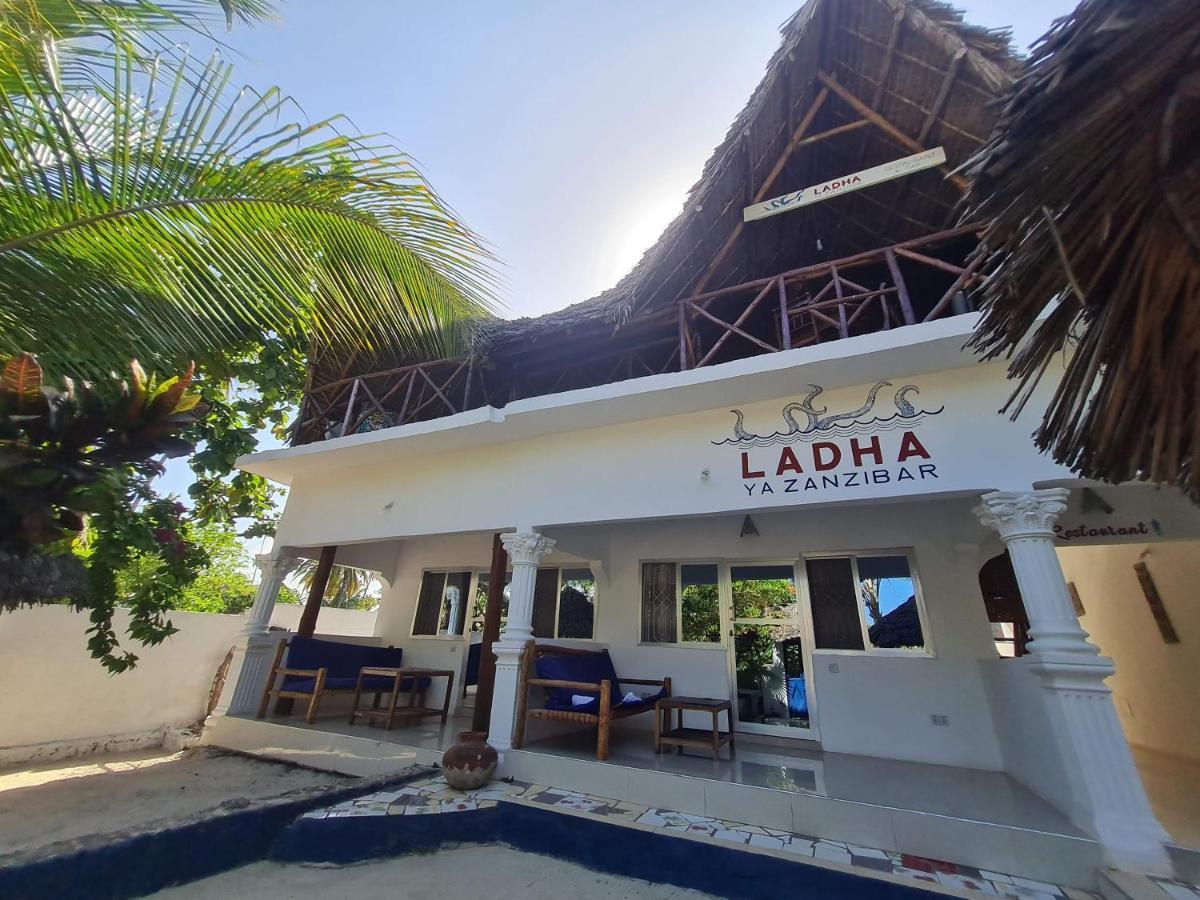 Beachfront Villa Ladha Ya Zanzibar Jambiani  Exterior foto