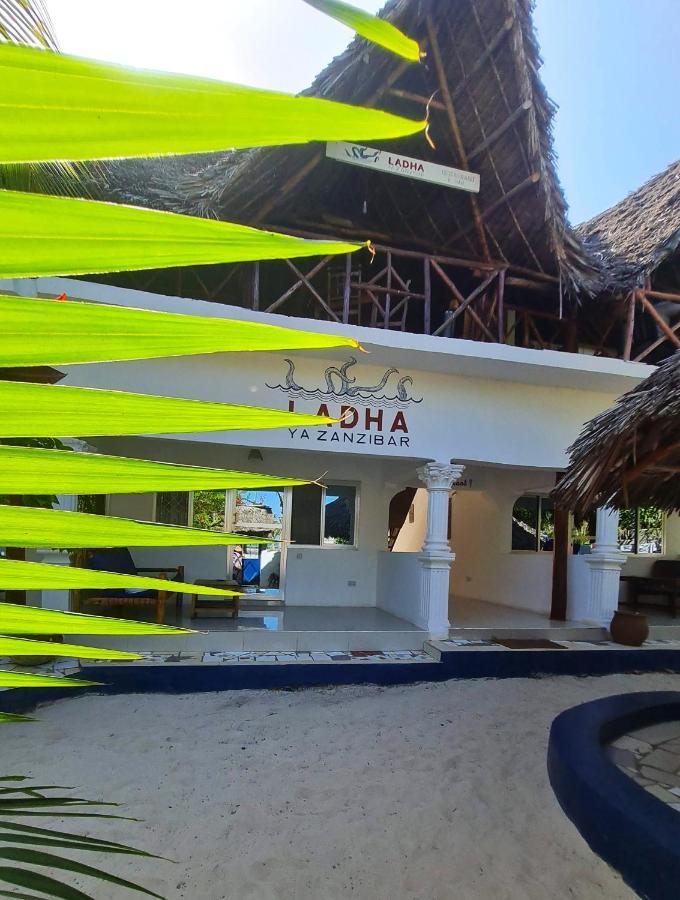 Beachfront Villa Ladha Ya Zanzibar Jambiani  Exterior foto